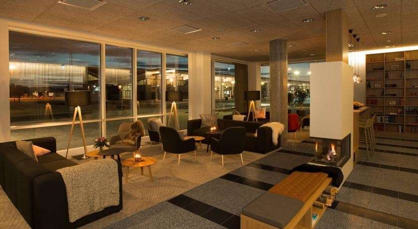 Hotell Airport 4*